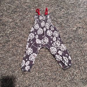 Excellent condition Burt’s baby romper 18 months
